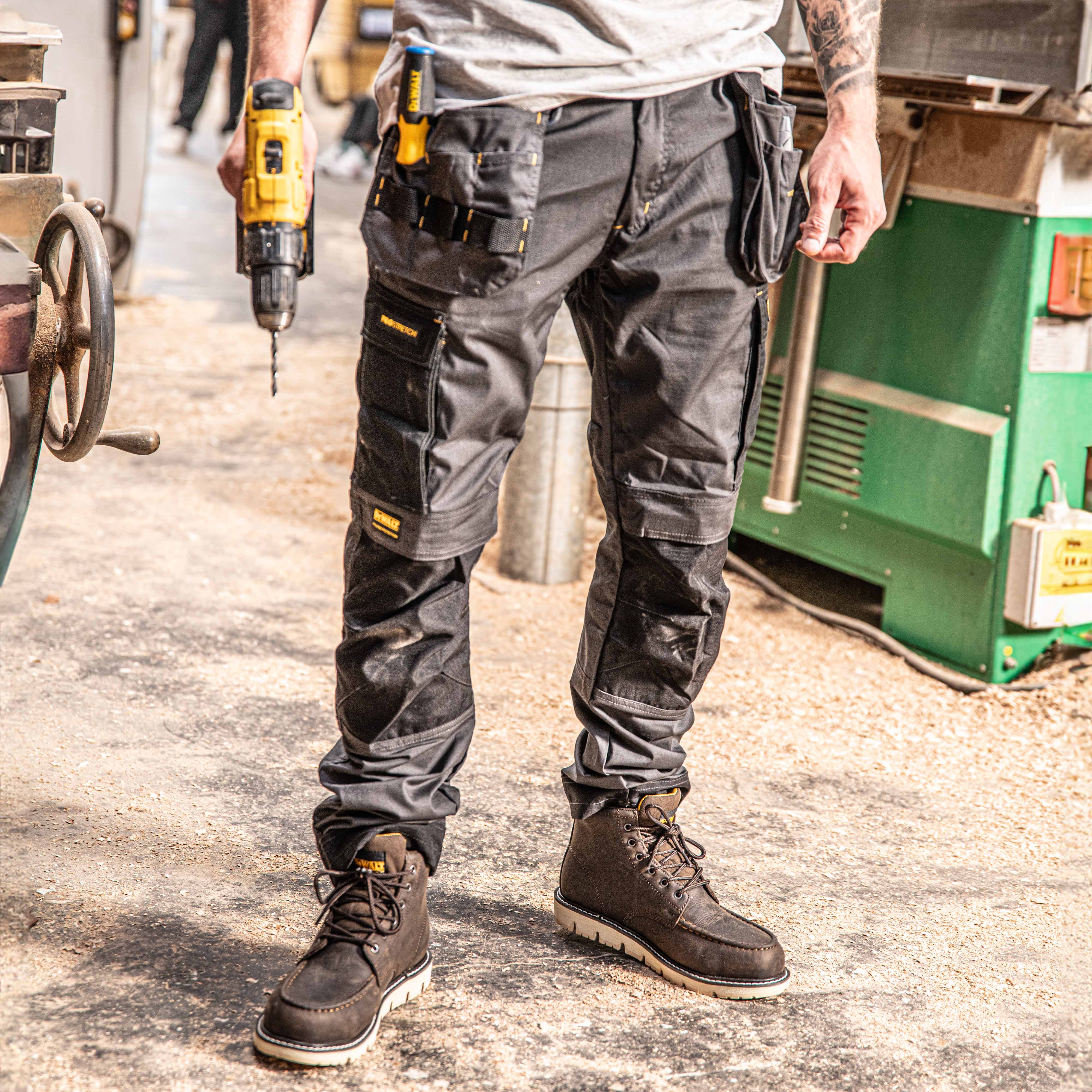 DEWALT Barstow Men's Pro-Stretch, Holster Pocket, Slim Fit Work Pants - Image 6